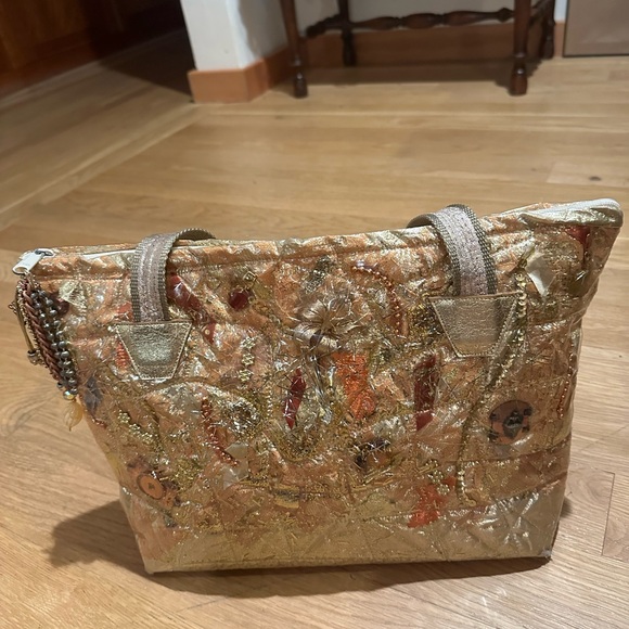 Vintage Gold Tote - Picture 1 of 10